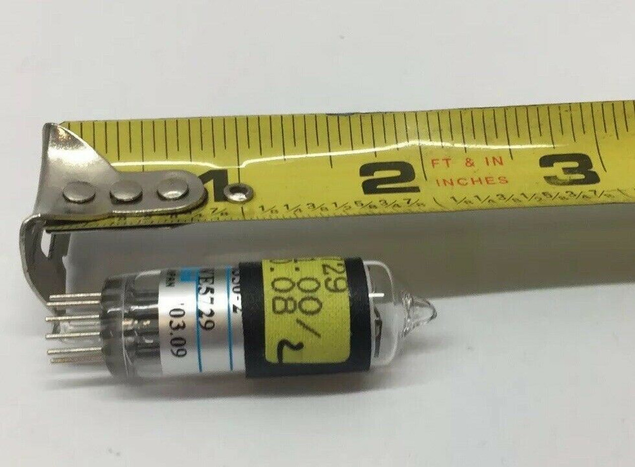 Photomultiplier Tube No. WE5729 Hamamatsu 121.00/0.08