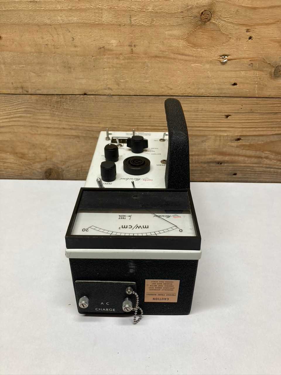 Narda Micro-Line 8110 Electromagnetic Radiation Monitor