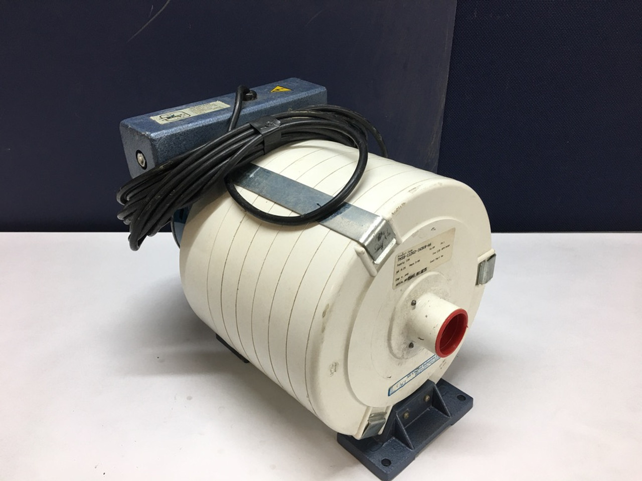 AC Motor with Mounting Bracket 7MS8-11262-IW3K0-AA Air Control Industries