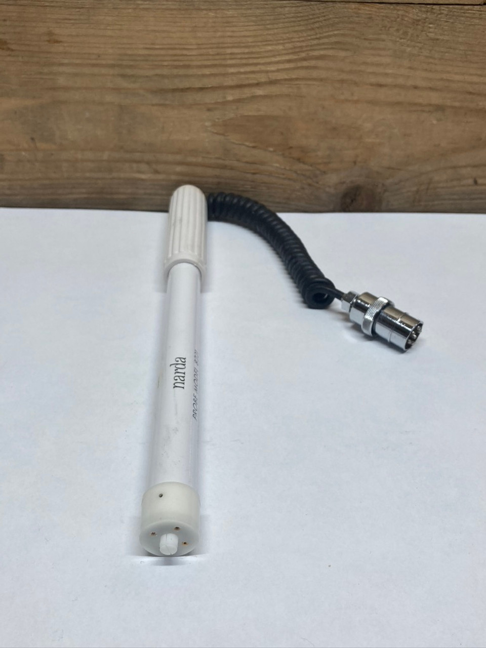 Microwave Leakage Probe Model 8221 Narda