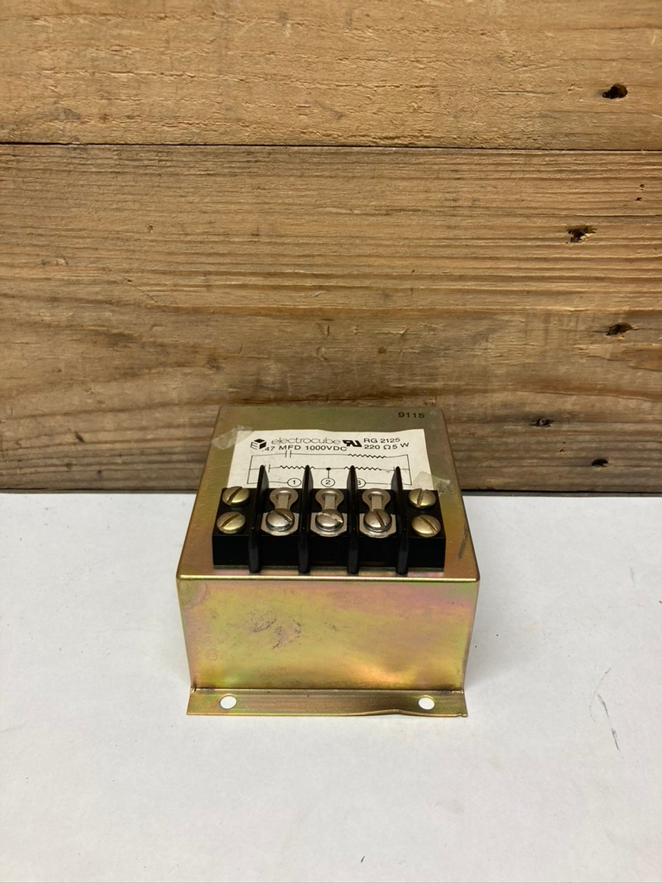 Capacitor RG2125 Electrocube .47 MFD 1000 VDC 220Ω 5W