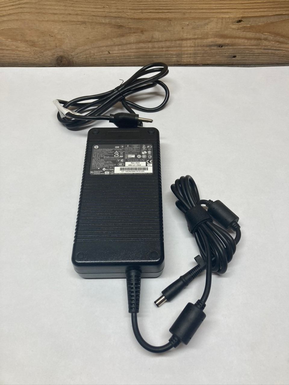 HP AC Adapter Charger Power Supply HSTNN-LA12 PA-1231-66HJ Hewlett-Packard
