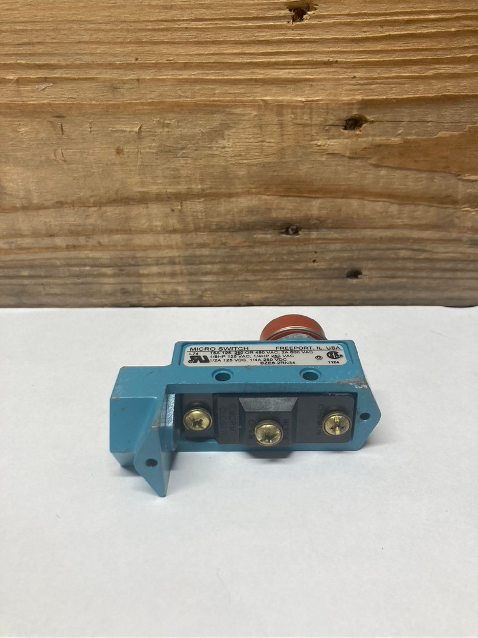 Microswitch Limit Switch BZE6-2RN34 Honeywell