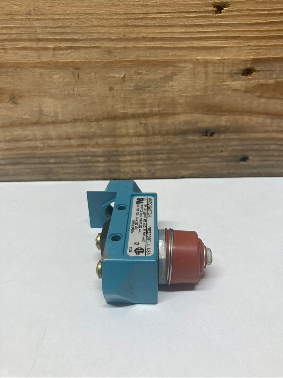 Microswitch Limit Switch BZE6-2RN34 Honeywell