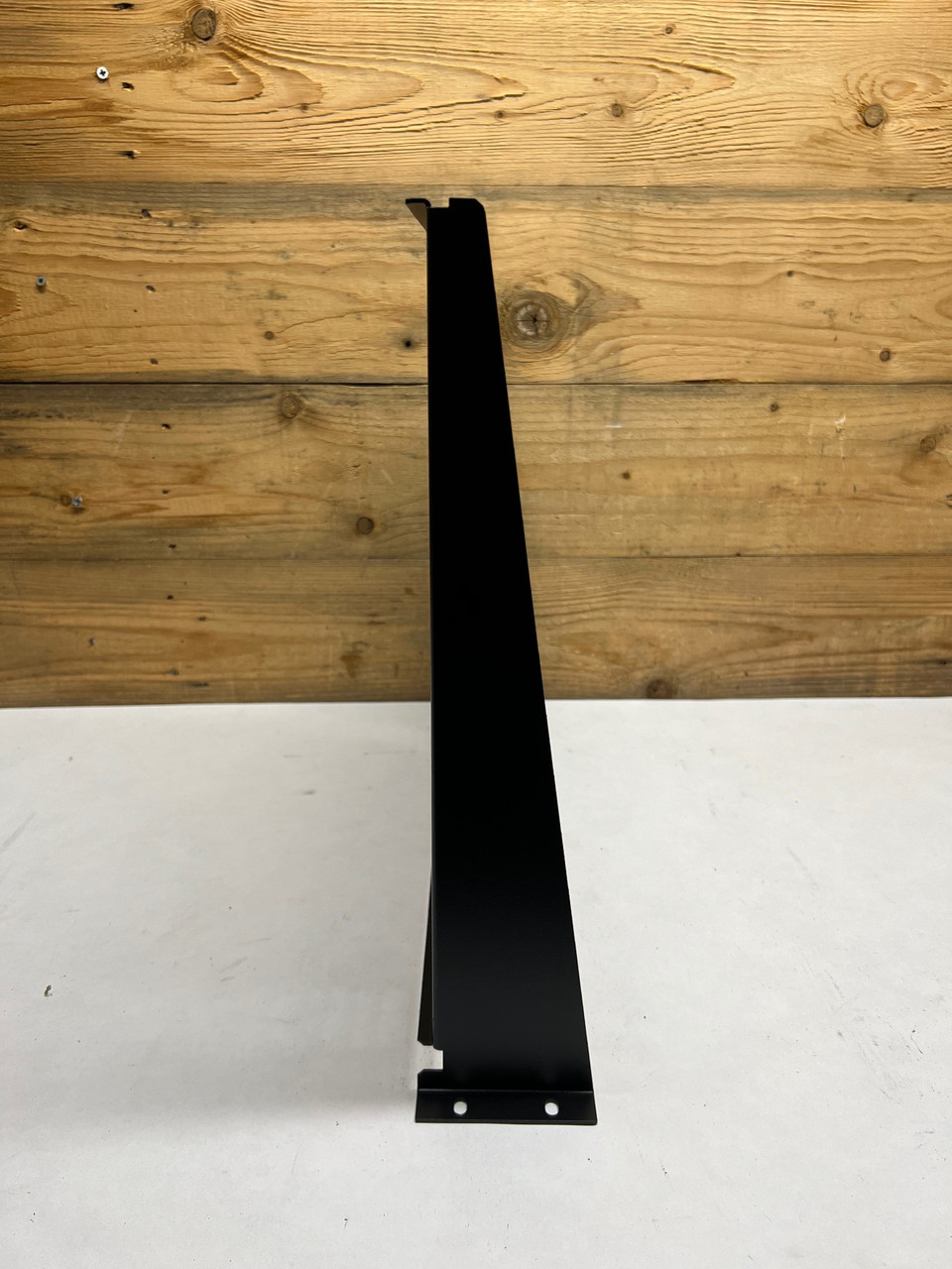 NetShelter Fixed Monitor Shelf AR8105BLK APC