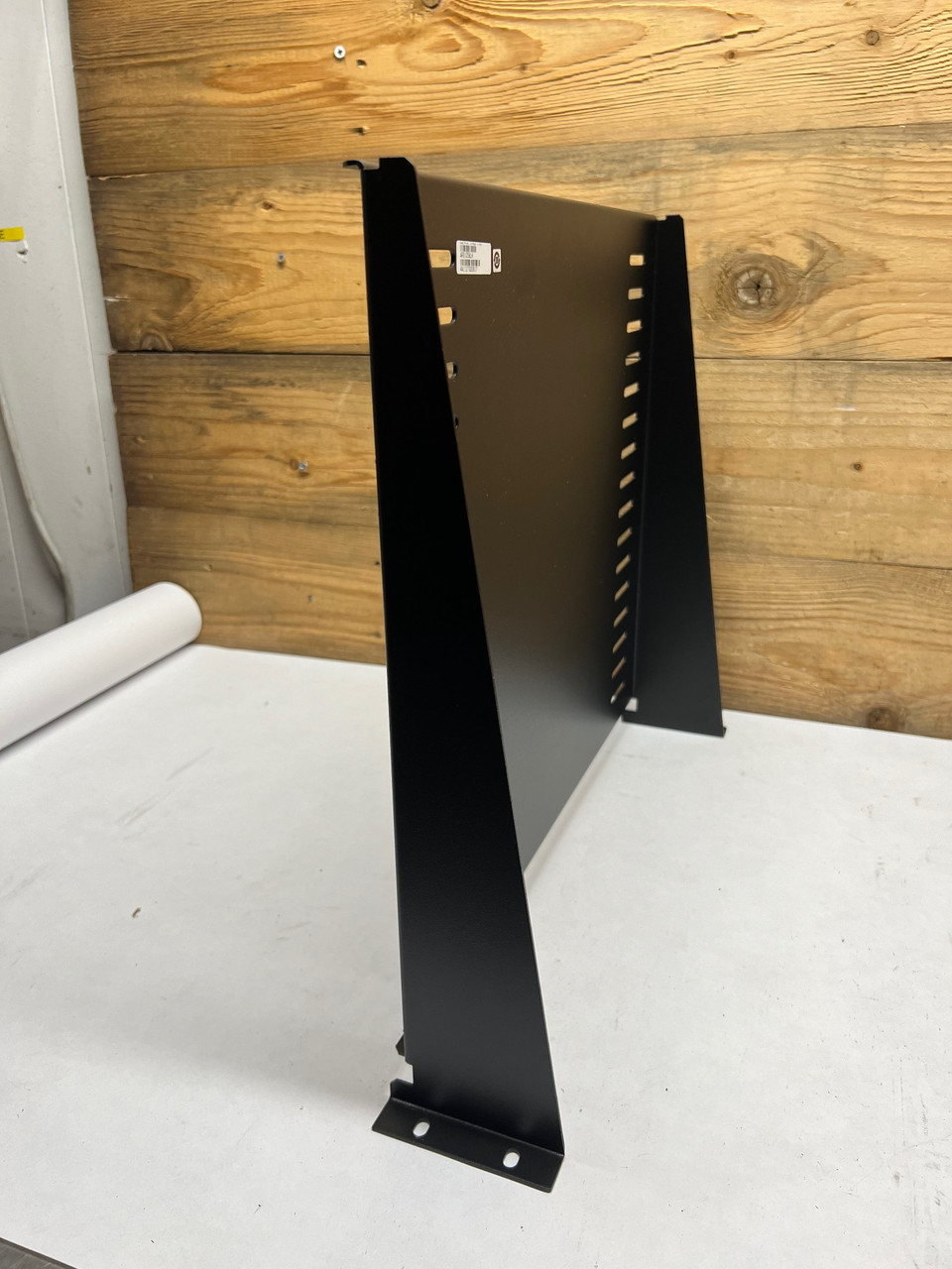 NetShelter Fixed Monitor Shelf AR8105BLK APC