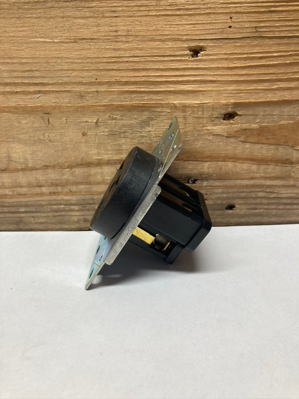 Flush Blade Receptacle 3801 Pass & Seymour 30A 250V