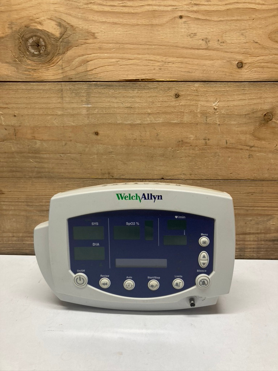 Patient Vital Signs Monitor 53NT0 007-0104-01 Welch Allyn