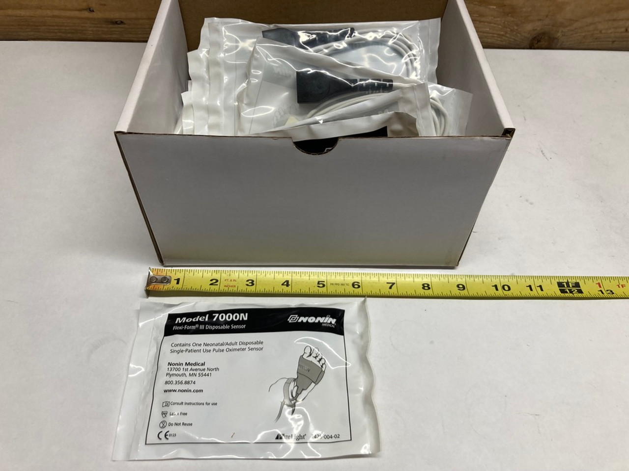 ​Nonin 7000N Neonatal/Adult Flexi-Form III Disposable Oximeter Sensors 24CT