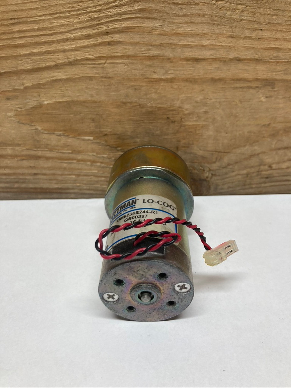 LO-COG Gear Motor GM9234E244-R1 Pittman 24 VDC, 38.3: 1 Ratio