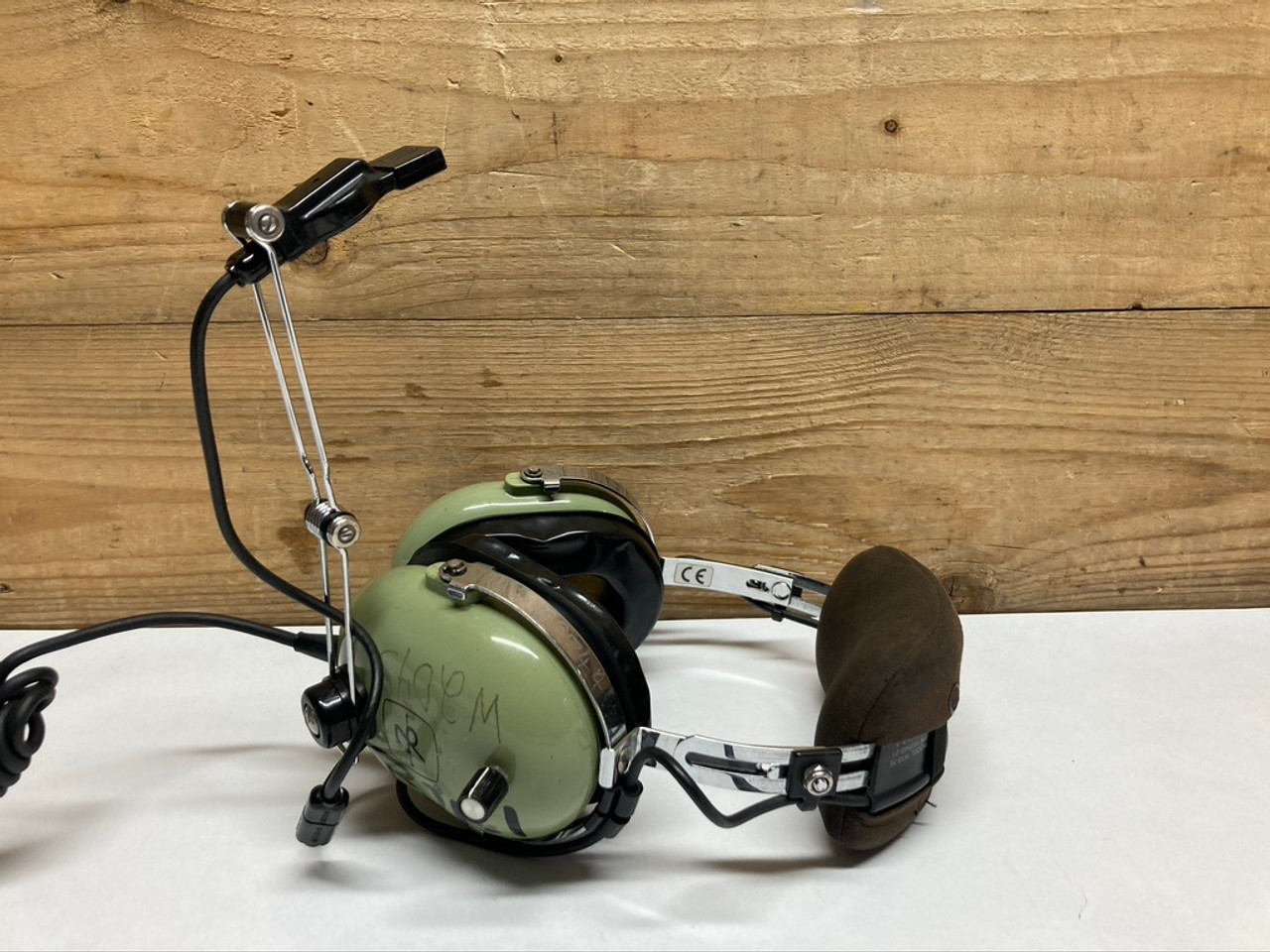Aviation Over-The-Head Headset-Microphone H10-76 David Clark