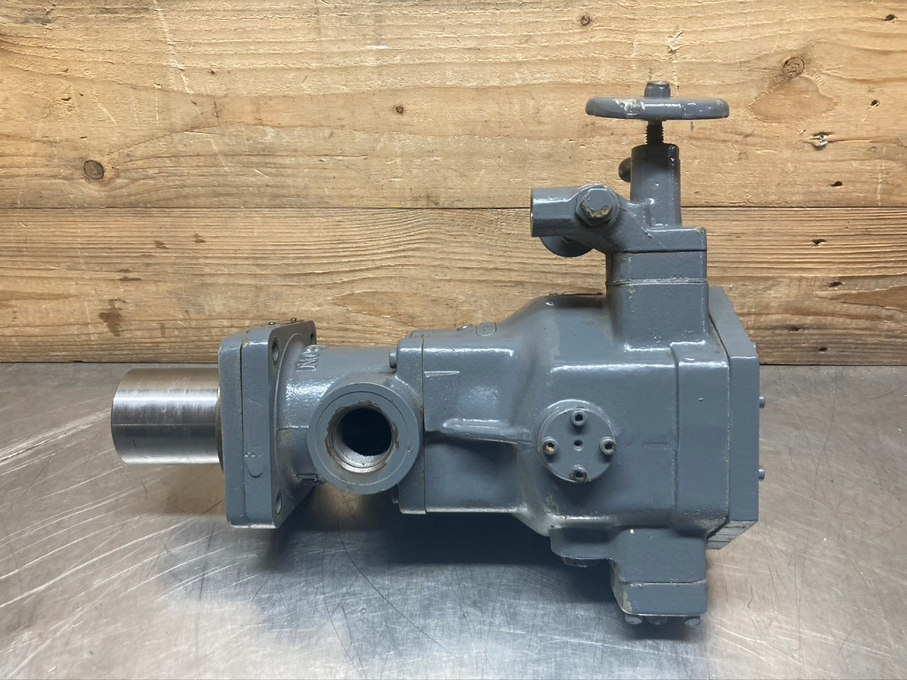 Axial Piston Pump PV05XW-006-3WR-06Y Abex Denison CORE