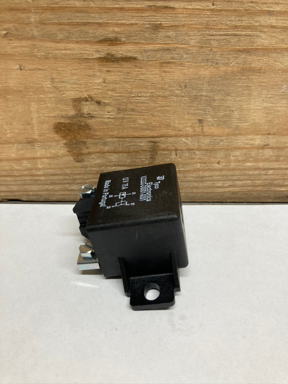 Relay V23232-D0001-X001 Tyco Electronics 75A 12VDC