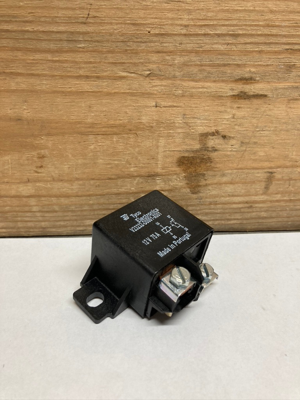 Relay V23232-D0001-X001 Tyco Electronics 75A 12VDC