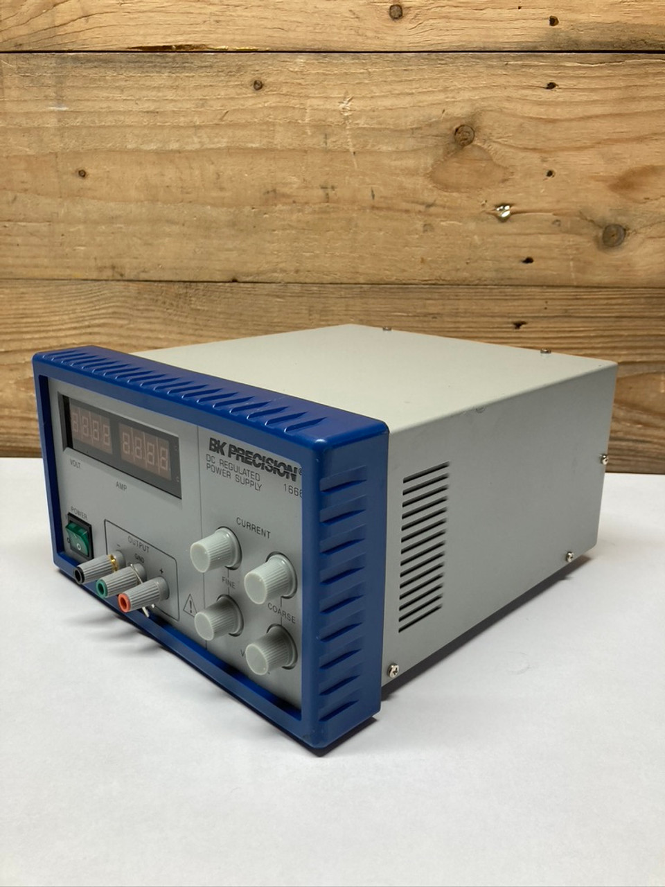 Switching DC Power Supply 1666 BK Precision