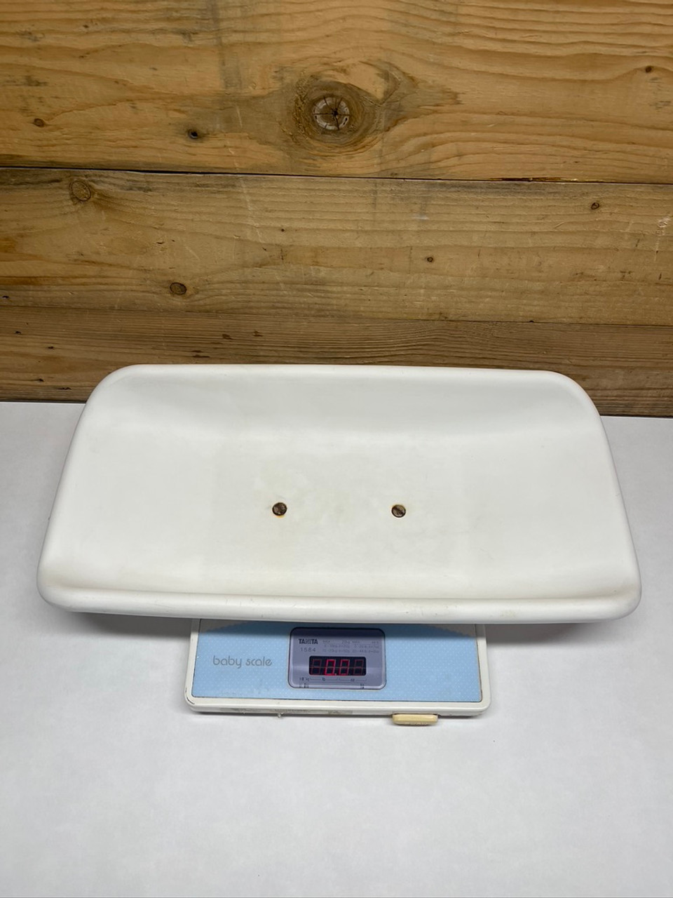 Baby Scale 1584 Tanita 44 lb Capacity
