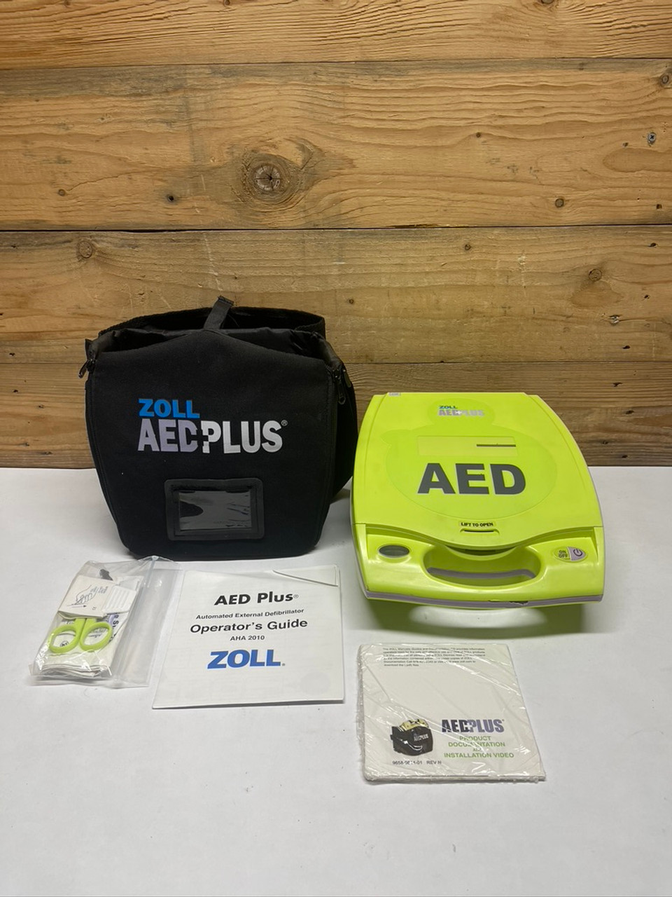 Zoll AED Plus Defibrillator Defib Medical