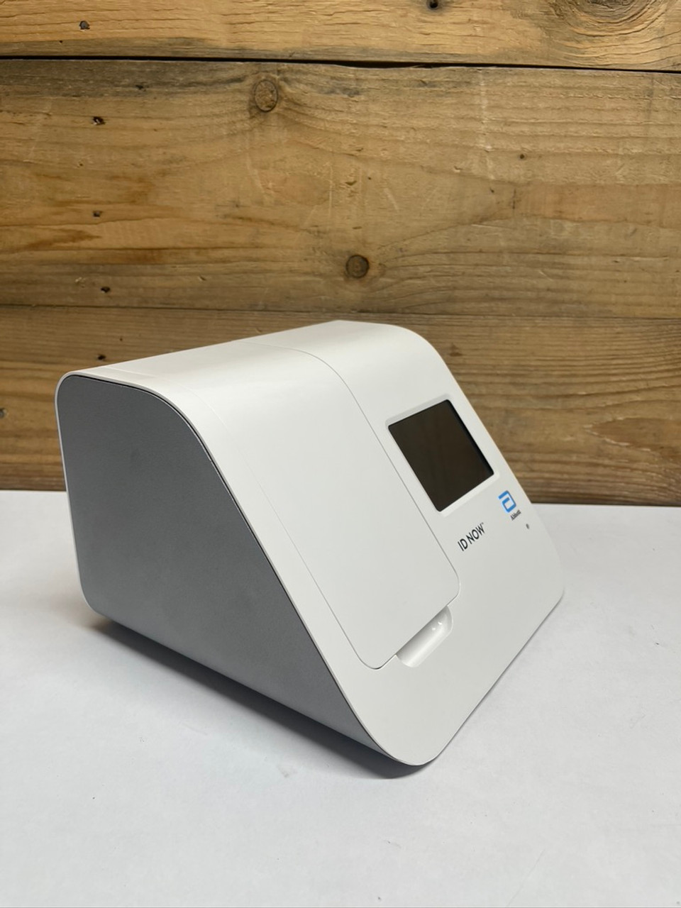 ID Now Isothermal Molecular Rapid Test Analyzer Instrument NAT-024 Abbott, Used