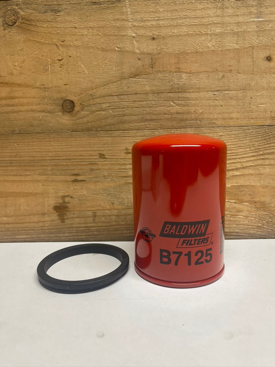 BALDWIN FILTERS Oil Filter: 1 1/2"-16 Thread Size, 5 3/4 in Overall Ht, 3 11/16