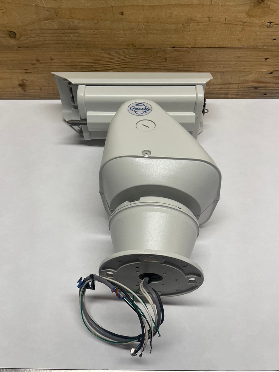 Esprit PTZ CCTV Camera with Pressurized IOP and Wiper ES31PCBW24-2N Pelco
