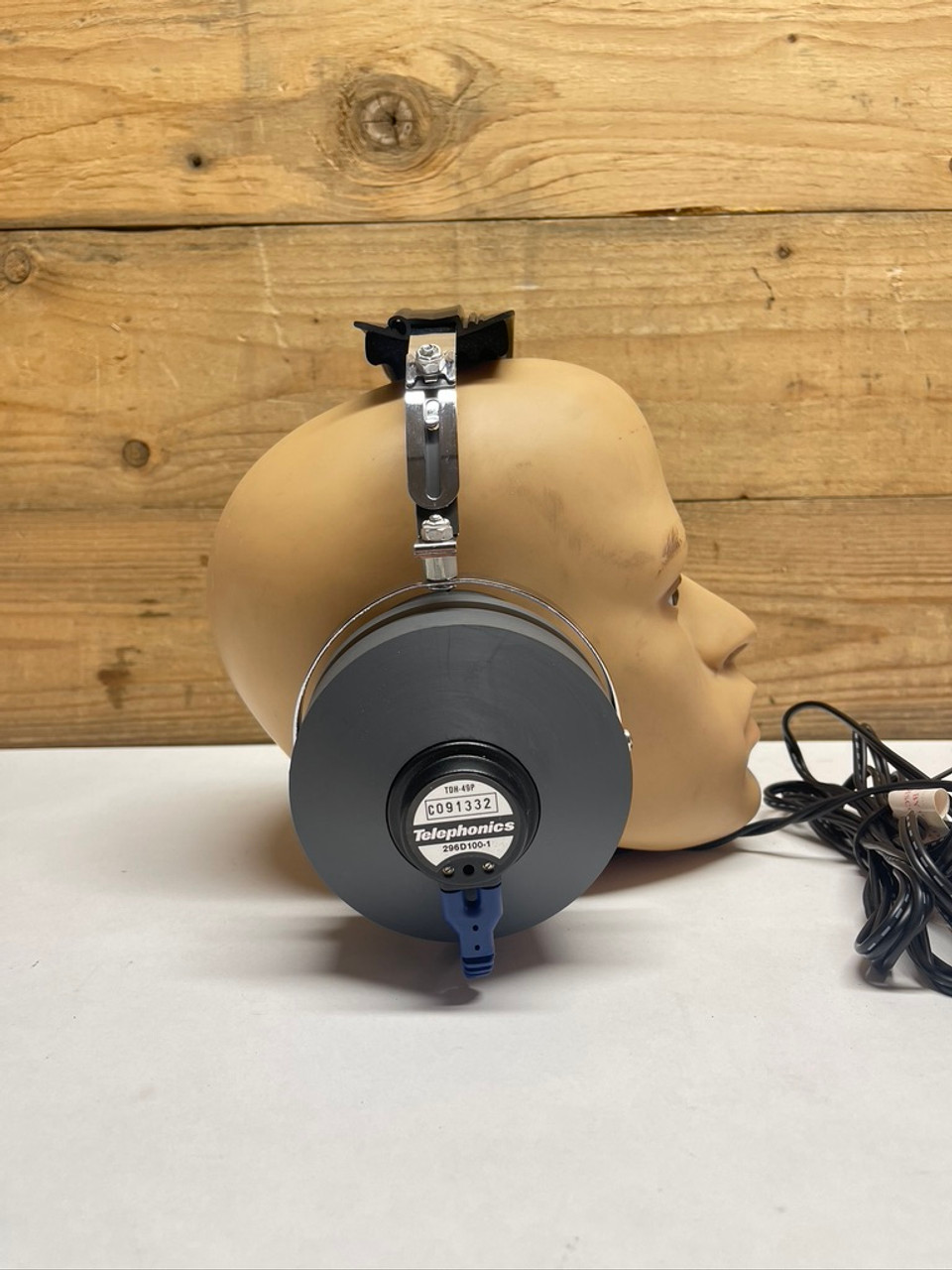 Audiometer Headphones TDH-49P 296D100-1 Telephonics