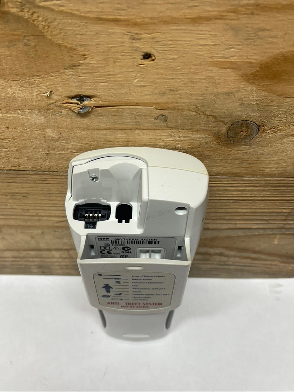 Welch Allyn SureTemp Plus 690 Electronic Thermometer SN11370200