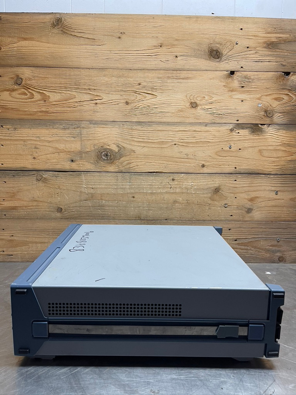 Signal Generator SMG 801.0001.43 Rohde & Schwarz 100 kHz-1000 MHz (Parts)