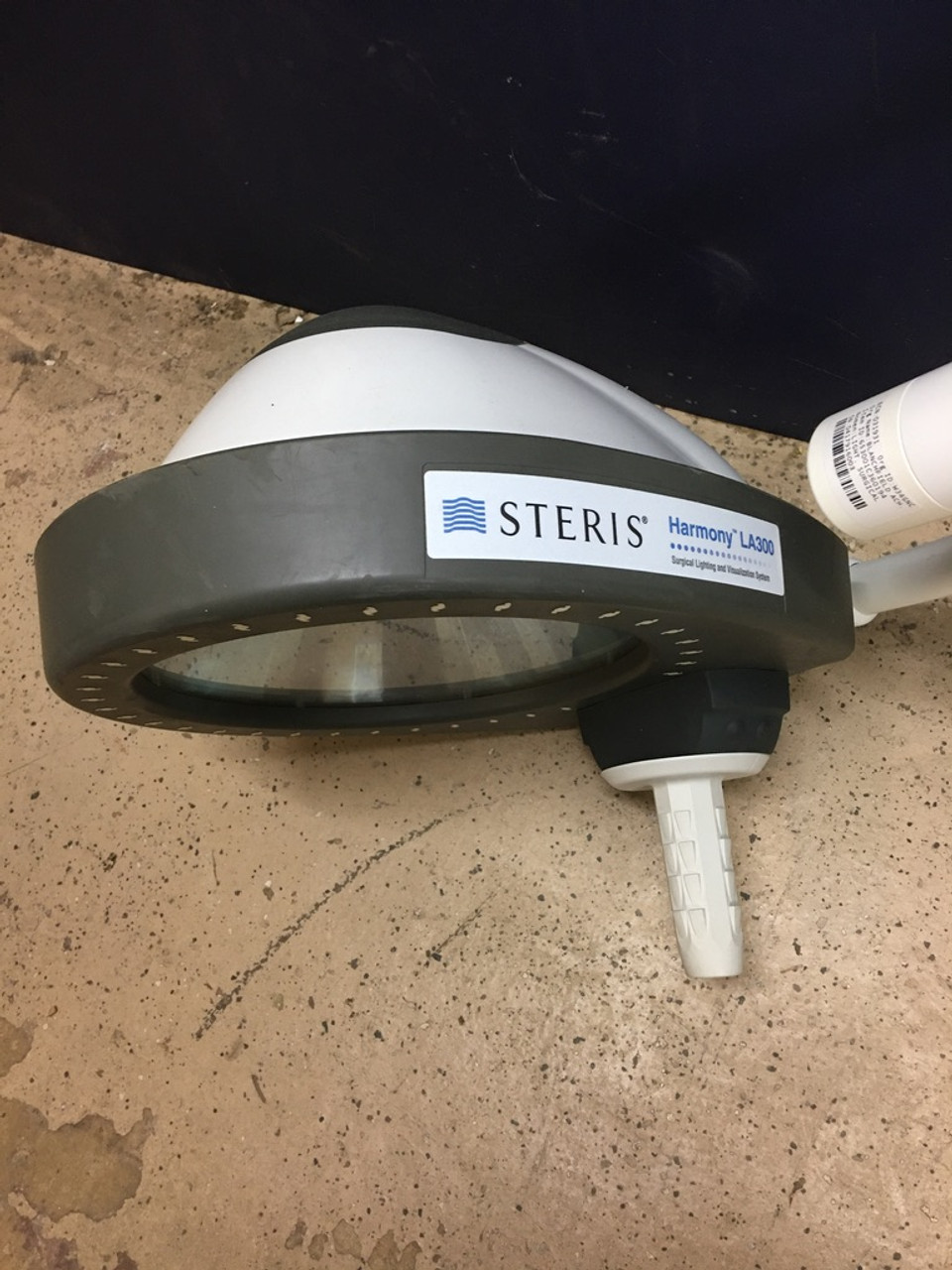 Steris Harmony LA300 Surgical Light SN# 0417916003