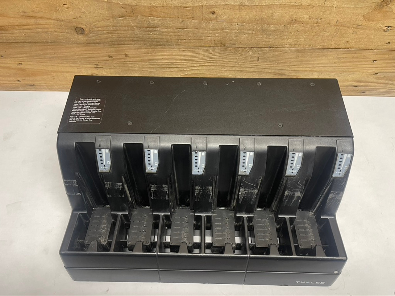 6-Way Battery Charger 1600652-1 Thales
