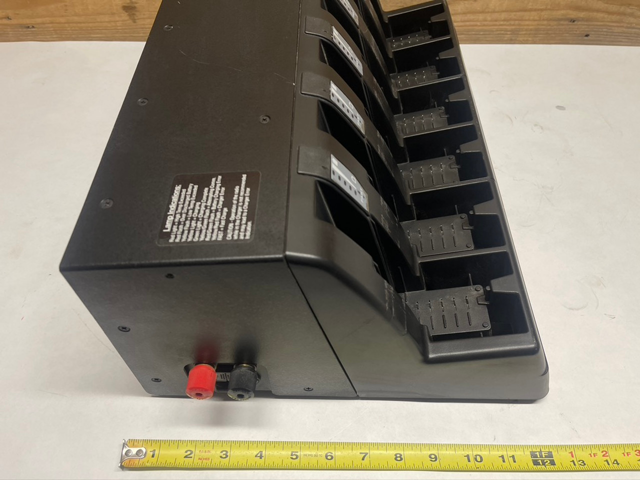 6-Way Battery Charger 1600652-1 Thales