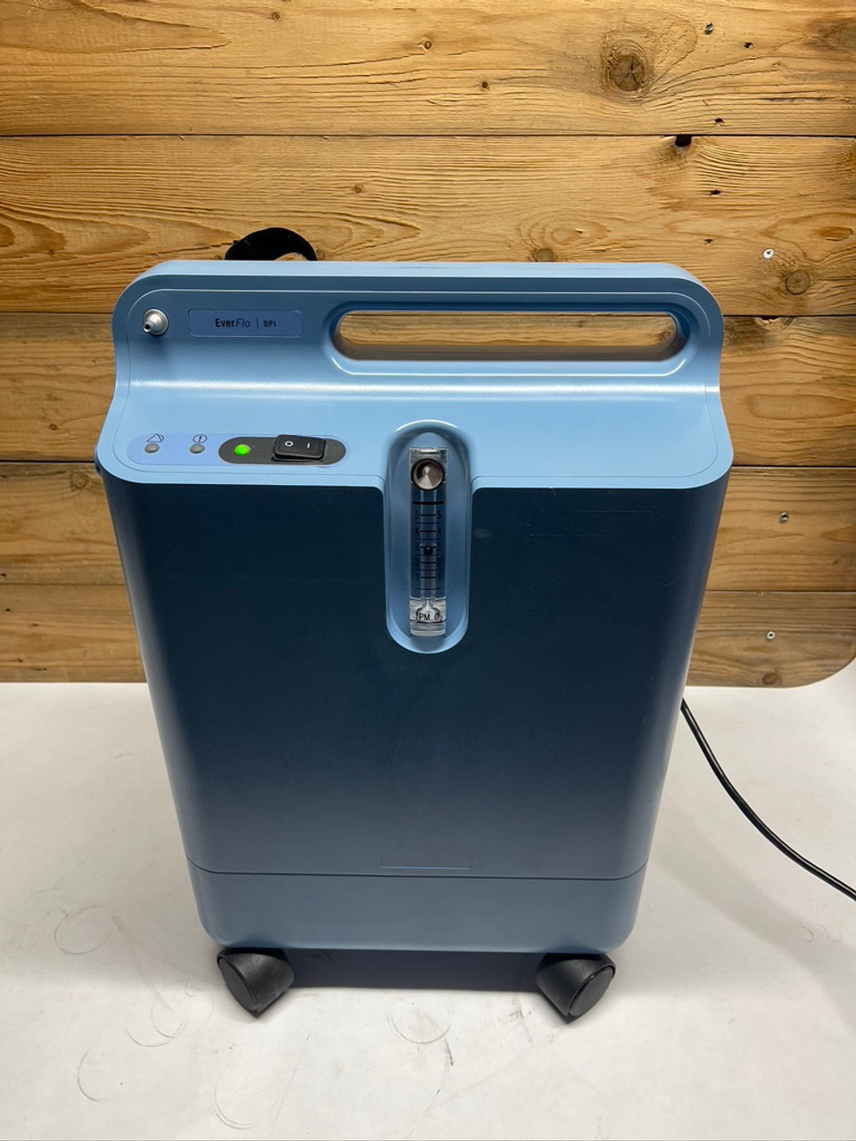 Philips/ Respironics EverFlo 1020001 Oxygen Concentrator