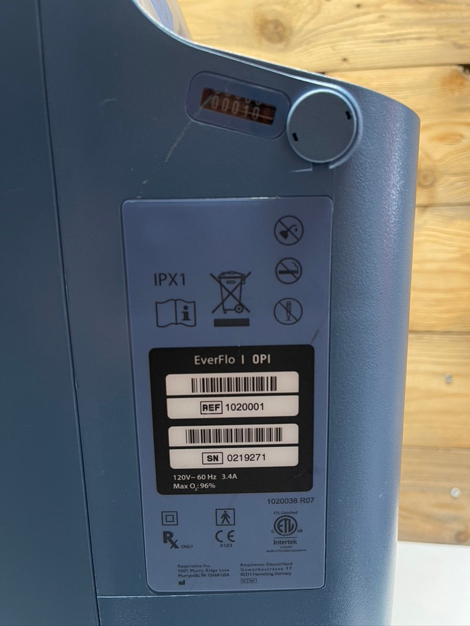 Philips/ Respironics EverFlo 1020001 Oxygen Concentrator