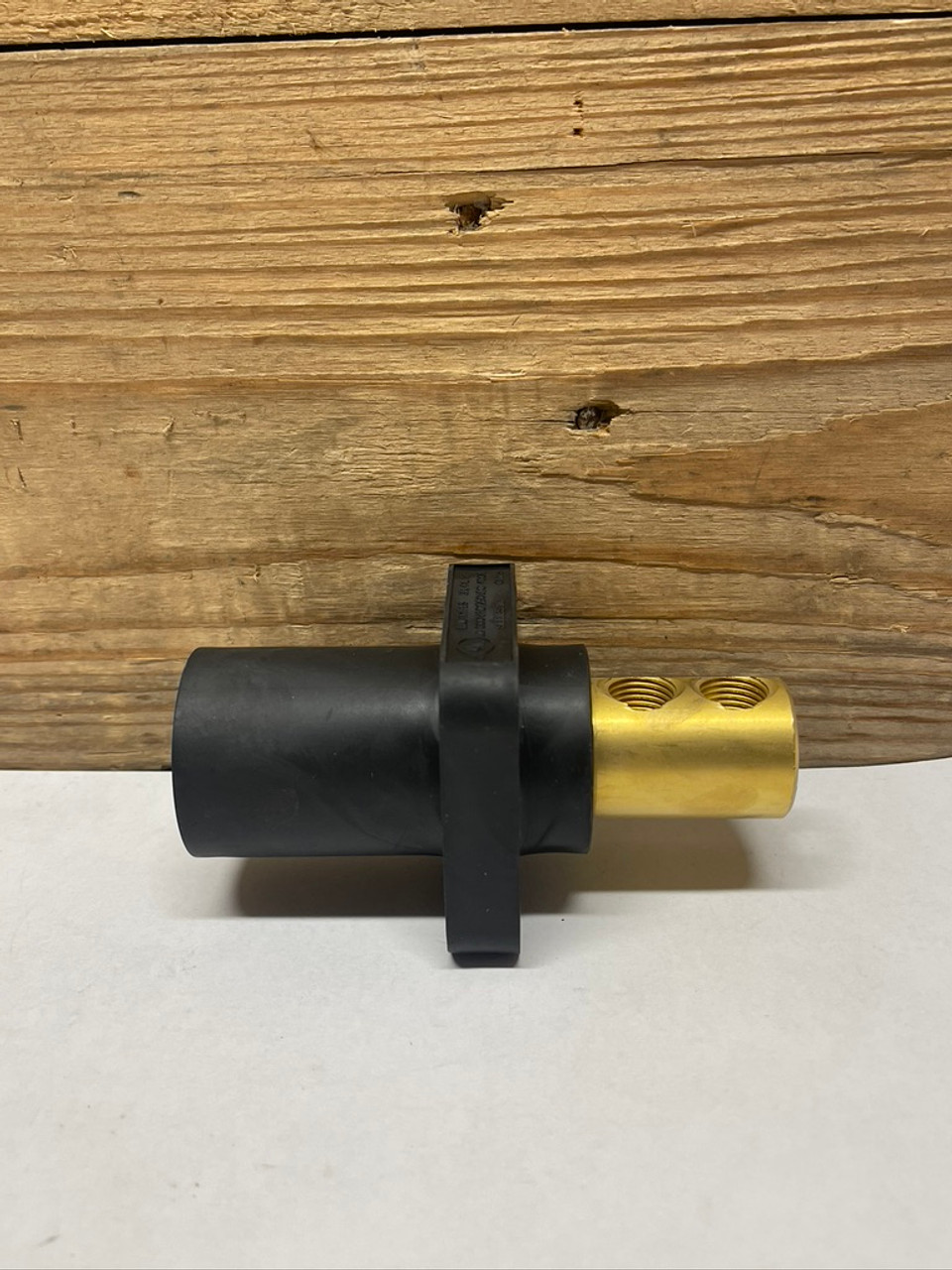 Hubbell SERIES 16 SINGLE POLE DEVICE (CAMLOCK) HBLMRBK STR male Recept BLACK
