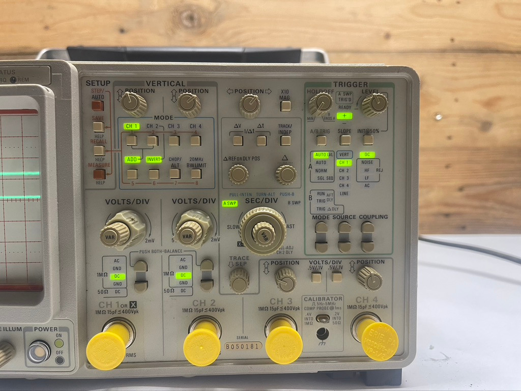Tektronix 2465B 400MHz 4-Channel Analog Oscilloscope Bench Test Equipment