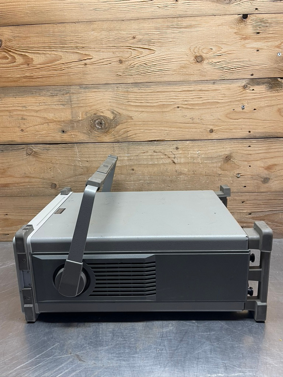 HP Spectrum Analyzer 8563A Hewlett-Packard 9khz-26.5ghz