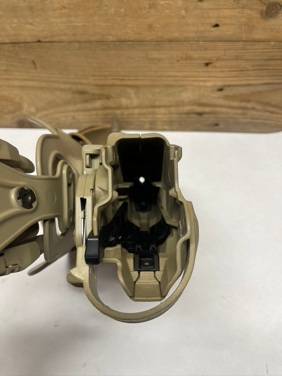 Mid-Ride Level III Duty Holster With Belt Clip On 7360MHH-45026 Safariland