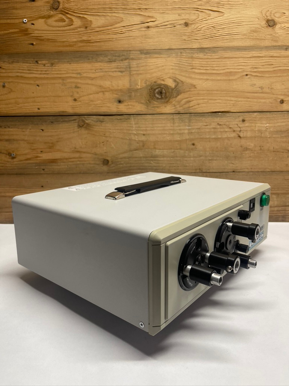 Luxtec Surgical Headlight System 9300XDPCF Integra SN: 050209
