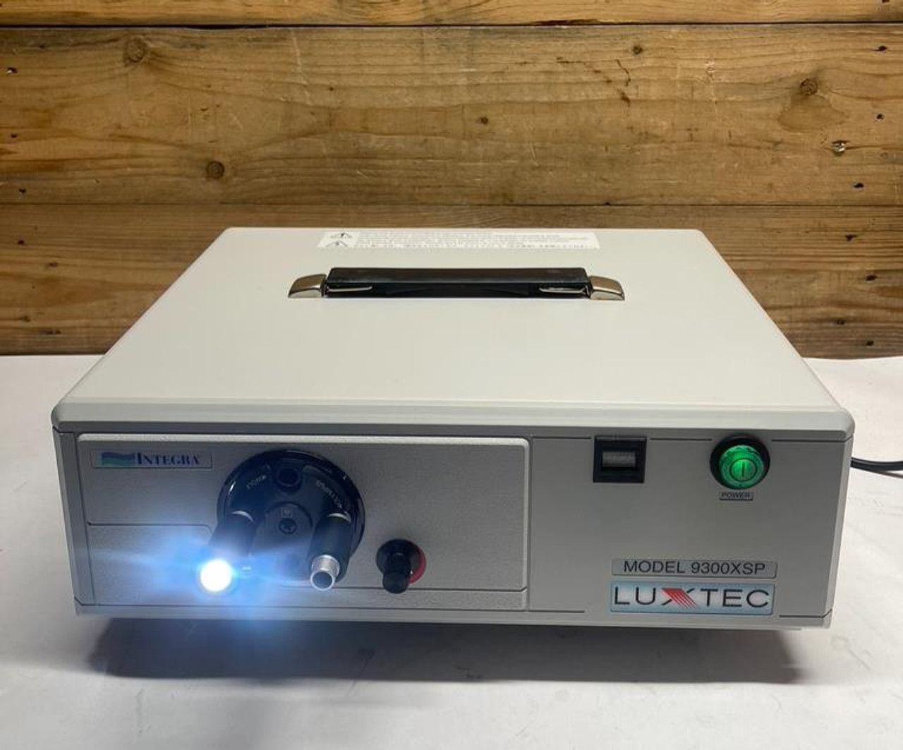 Luxtec Surgical Headlight System 9300XSP Integra