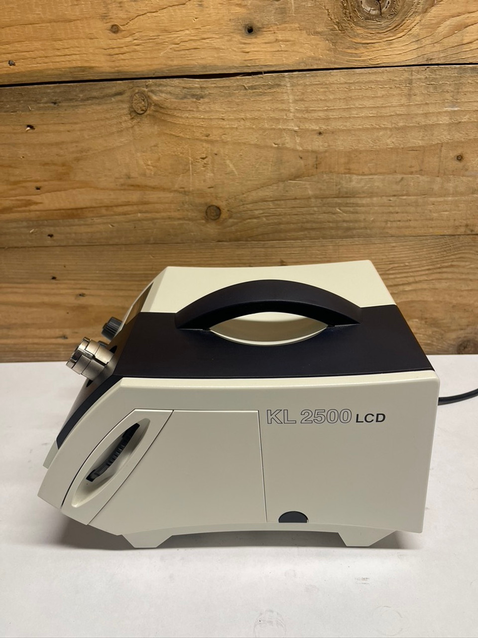 Leica/Schott KL 2500 LCD Cold Light Source