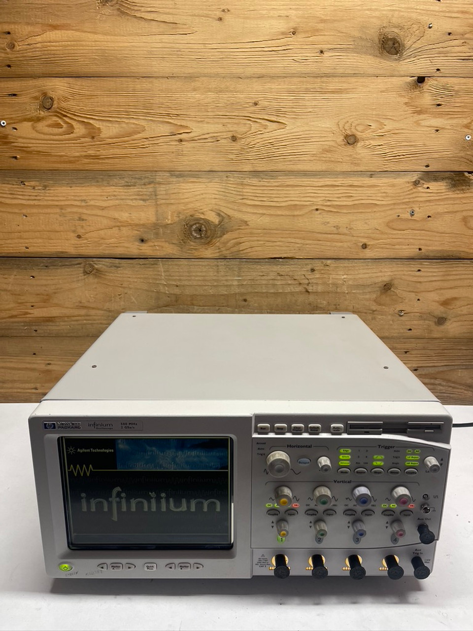 AGILENT 54825N Infiniium Oscilloscope 500MHZ 2GSa/s