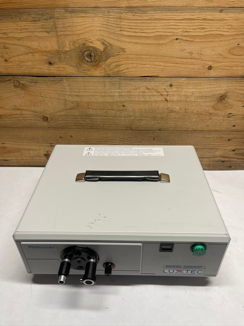 Luxtec Surgical Headlight System 9300XSP Integra SN: XSPT1373