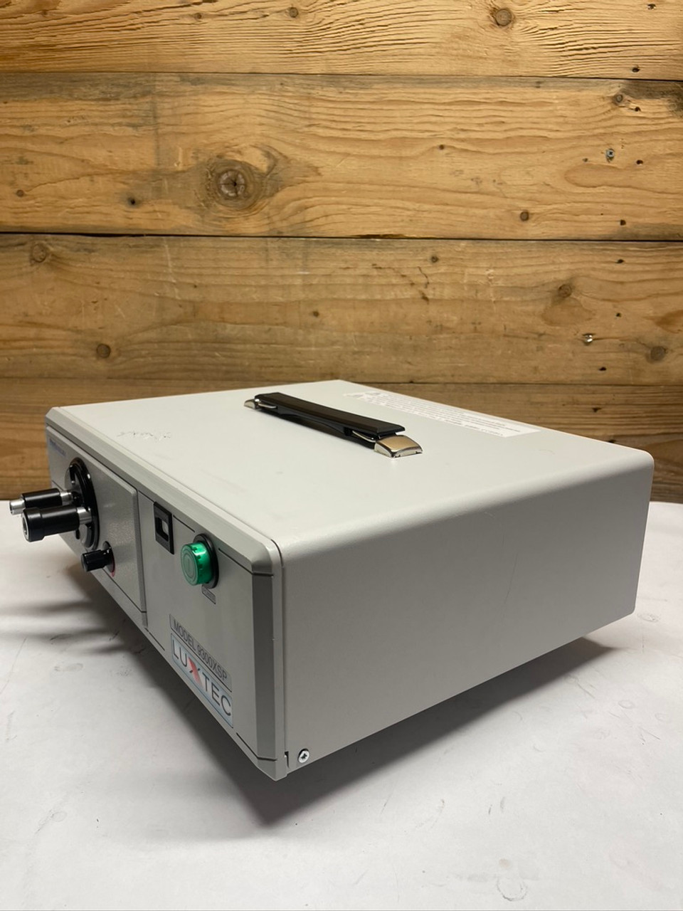 Luxtec Surgical Headlight System 9300XSP Integra SN: XSPT1373