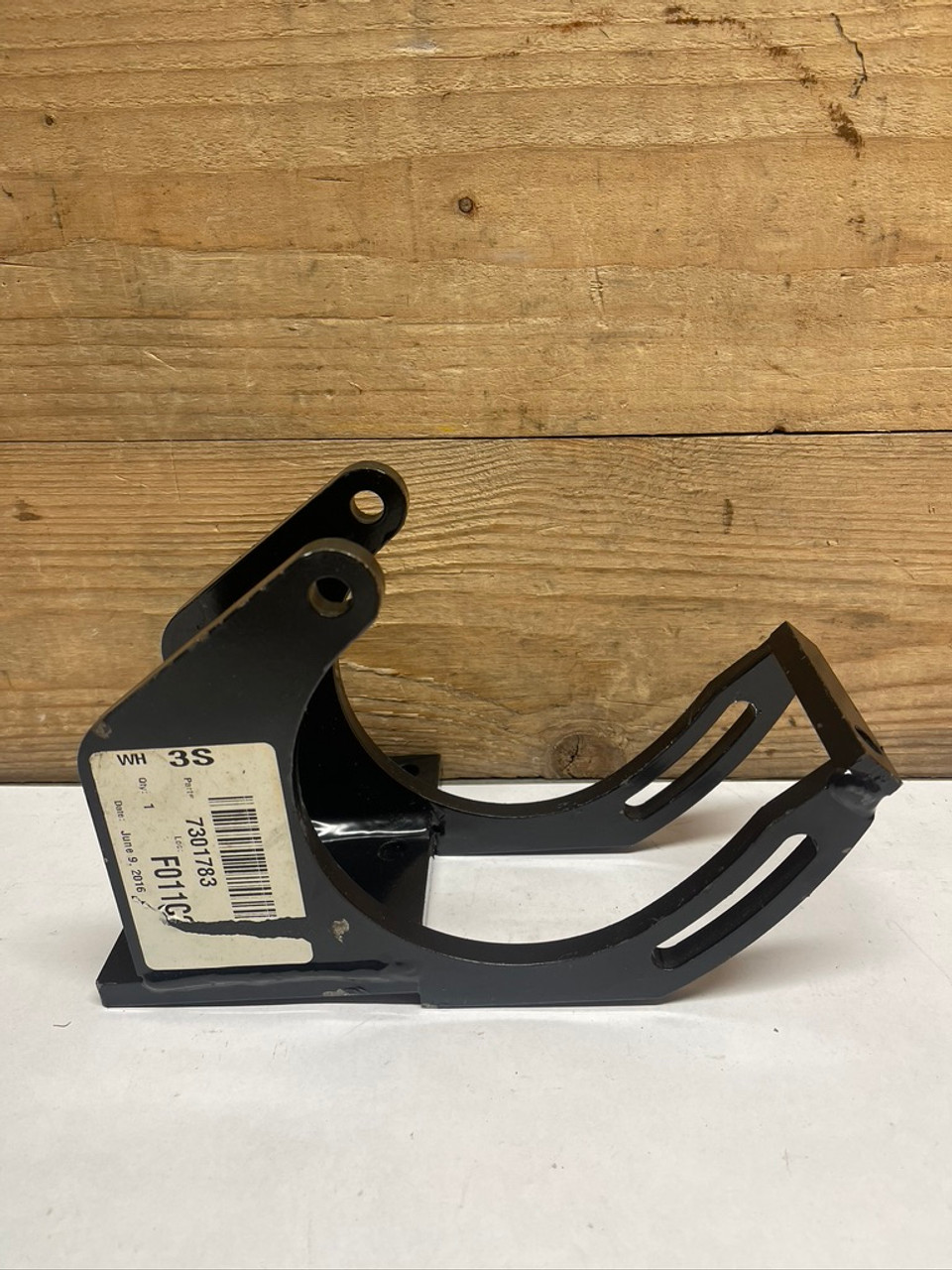 Mounting Bracket Weldment A/C 7301783 JLG