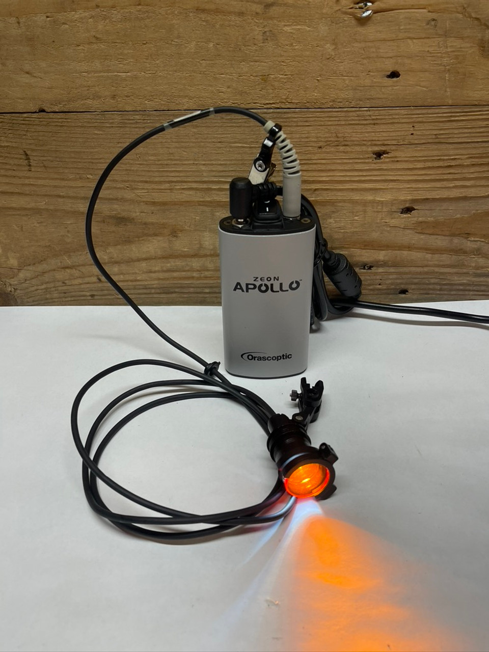 Orascoptic Kerr Zeon Apollo Portable LED Dental Light 921667 with Accessories