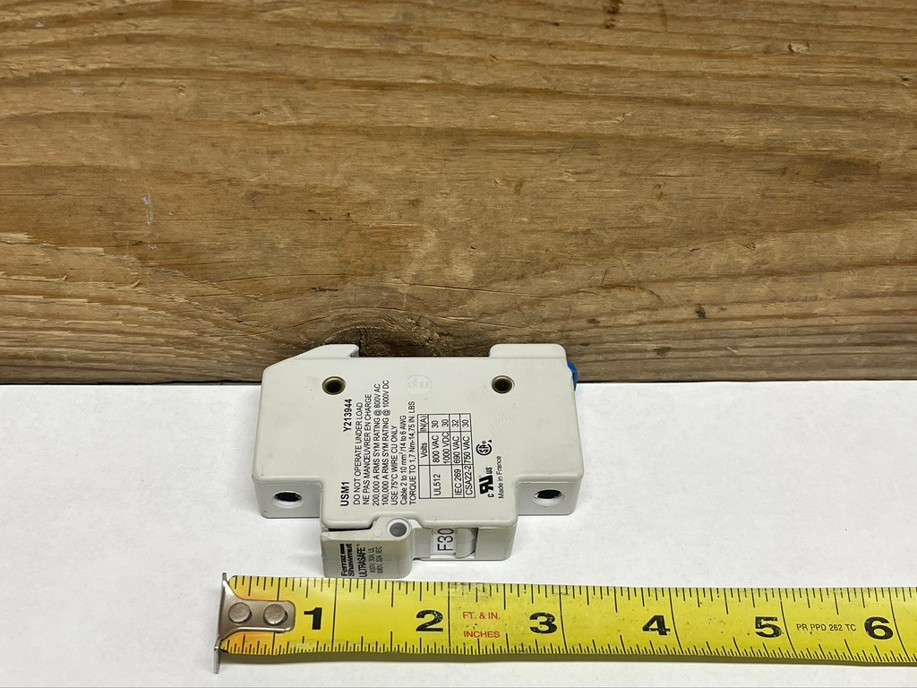 Ferraz Shawmut Y213944 Fuse Holder, 690VAC, 32 Amps #660I131