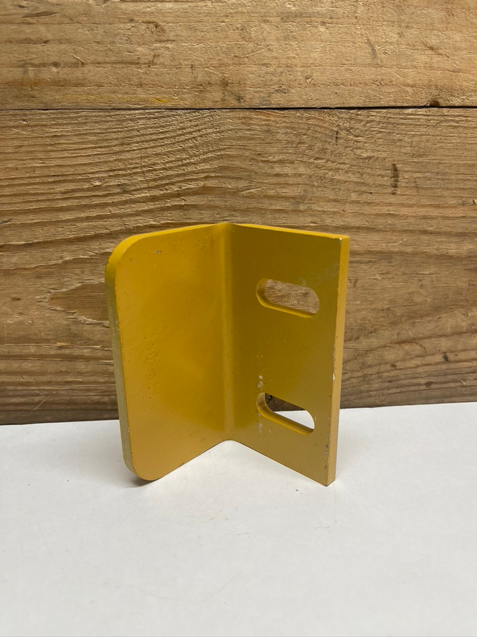 CAT Fuel Tank Mounting Angle Bracket 156-5114 Caterpillar