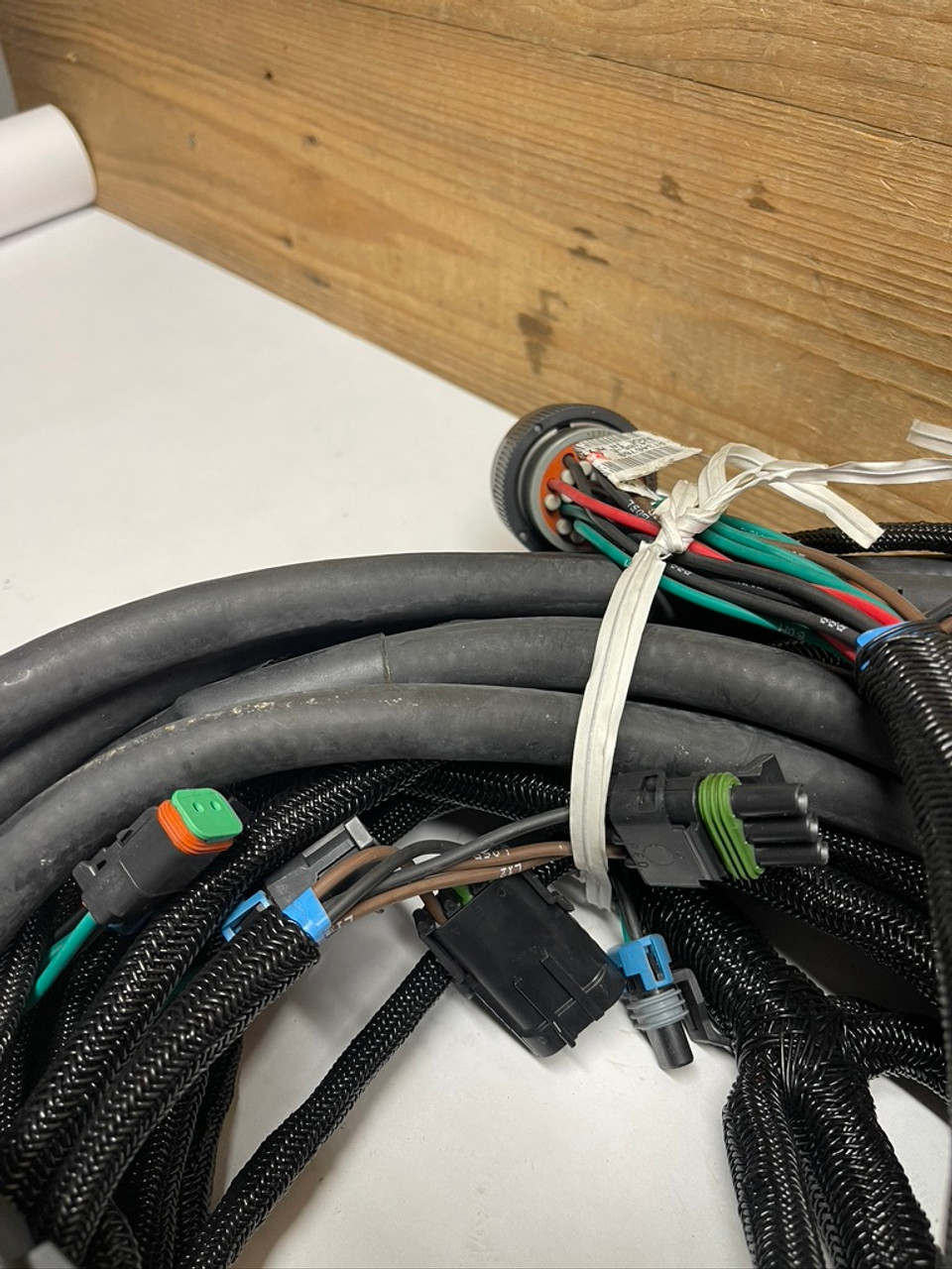 Loader Frame Wiring Harness AT346769 John Deere 624KR