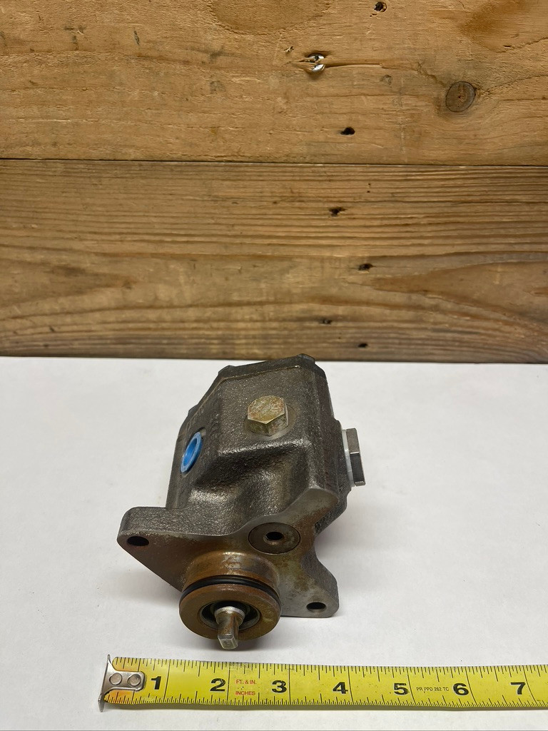 CAT FUEL Transfer Pump 4W-5481 Caterpillar 3406, 621B, 623B, 627B NOS