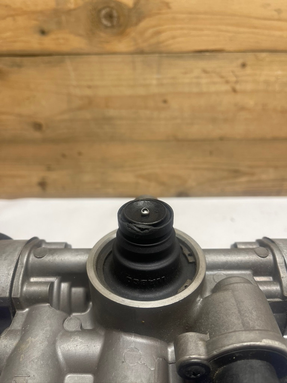 Premium Oil Coalescing Air Brake Dryer Twin Canister 4324330070 Meritor Wabco 12