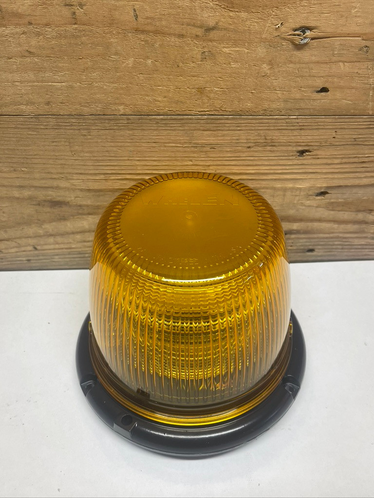 L41 Beacon Light 4296651 Whelen Super LED L41AP 11-760897-001 APB Warning